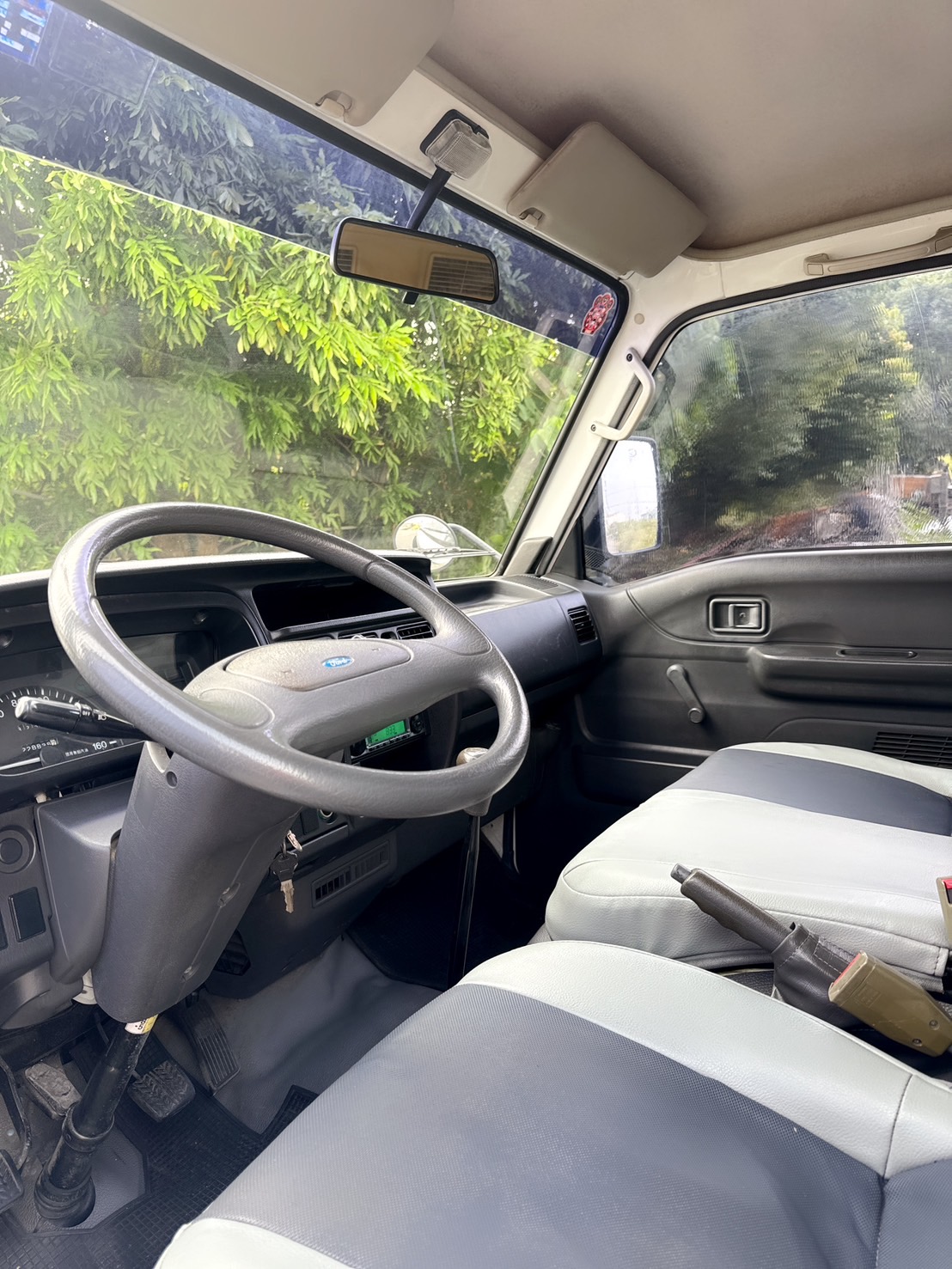 2009年 福特 載卡多 廂型車  三人座車型~室內超大空間~載貨or輕便車宿~多功能靈活運用~市場or夜市攤販~最佳生財工具首選~  第10張相片