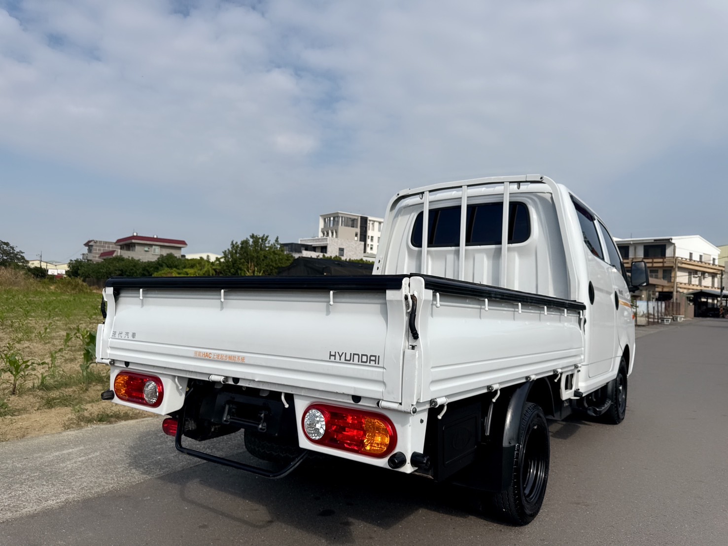 2021年 現代 小霸王 雙廂六人貨車  市場稀缺車型~搭載四錄環景系統~<自排>~老闆or員工都可輕鬆駕馭~載人+載貨一次搞定~最佳商用工具~  第4張相片