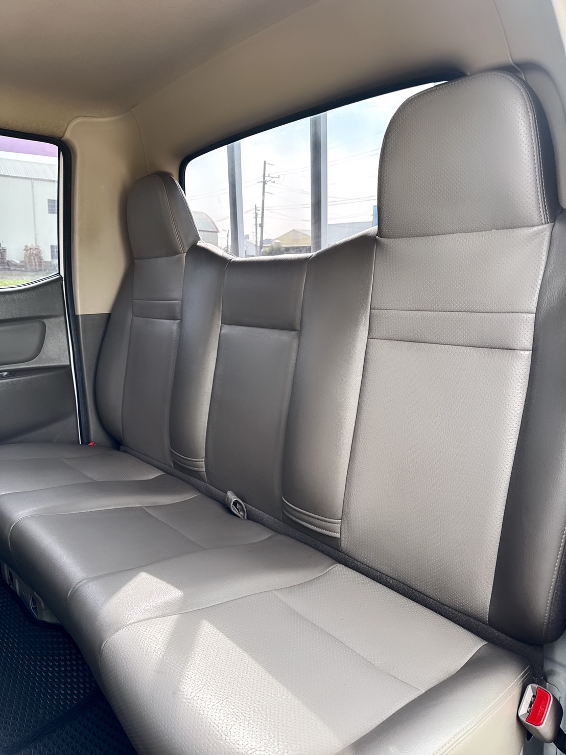 2021年 現代 小霸王 雙廂六人貨車  市場稀缺車型~搭載四錄環景系統~<自排>~老闆or員工都可輕鬆駕馭~載人+載貨一次搞定~最佳商用工具~  第15張相片