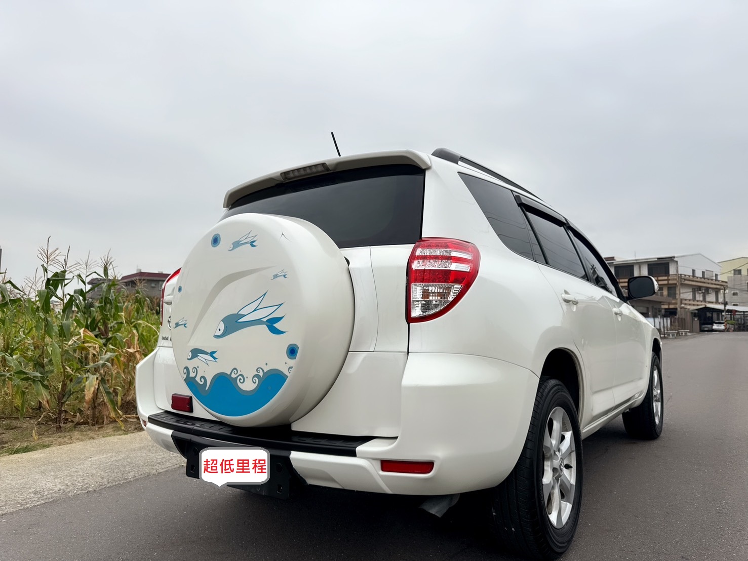 2010年 TOYOTA RAV4 E版  日系原裝進口休旅車~妥善率高~強勁動力~豪華內裝~後廂空間大~工作or家庭用車經典之選休旅車~  第3張相片