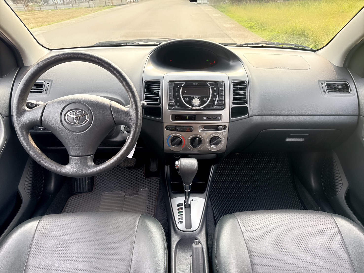 2012年 豐田 VIOS 熱門代步車  超低里程~年均里程6800公里~好開~省油~好保養~便宜耐操~超優質國民代步車~遮風避雨首選~  第5張相片