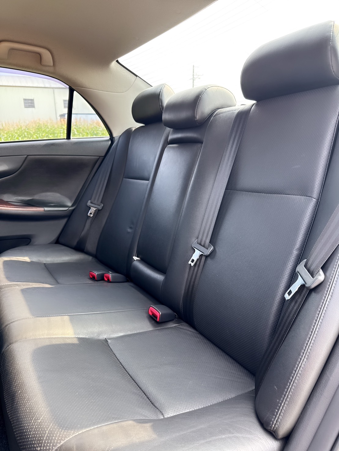 2011年 豐田 ALTIS E版  經典車型~高妥善率~好保養~省油省稅金~代步通勤優質代步車首選!  第14張相片