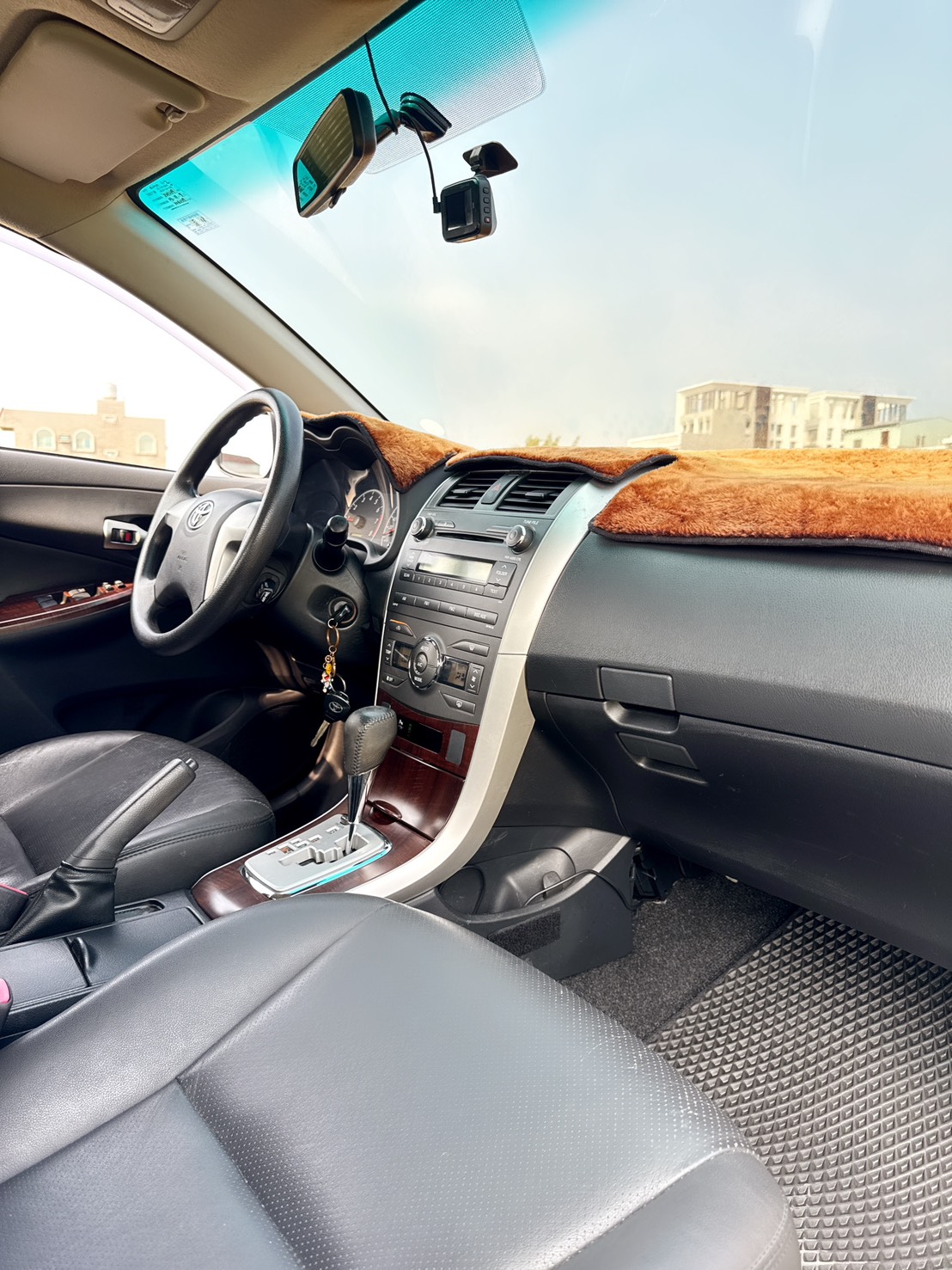 2011年 豐田 ALTIS E版  經典車型~高妥善率~好保養~省油省稅金~代步通勤優質代步車首選!  第15張相片