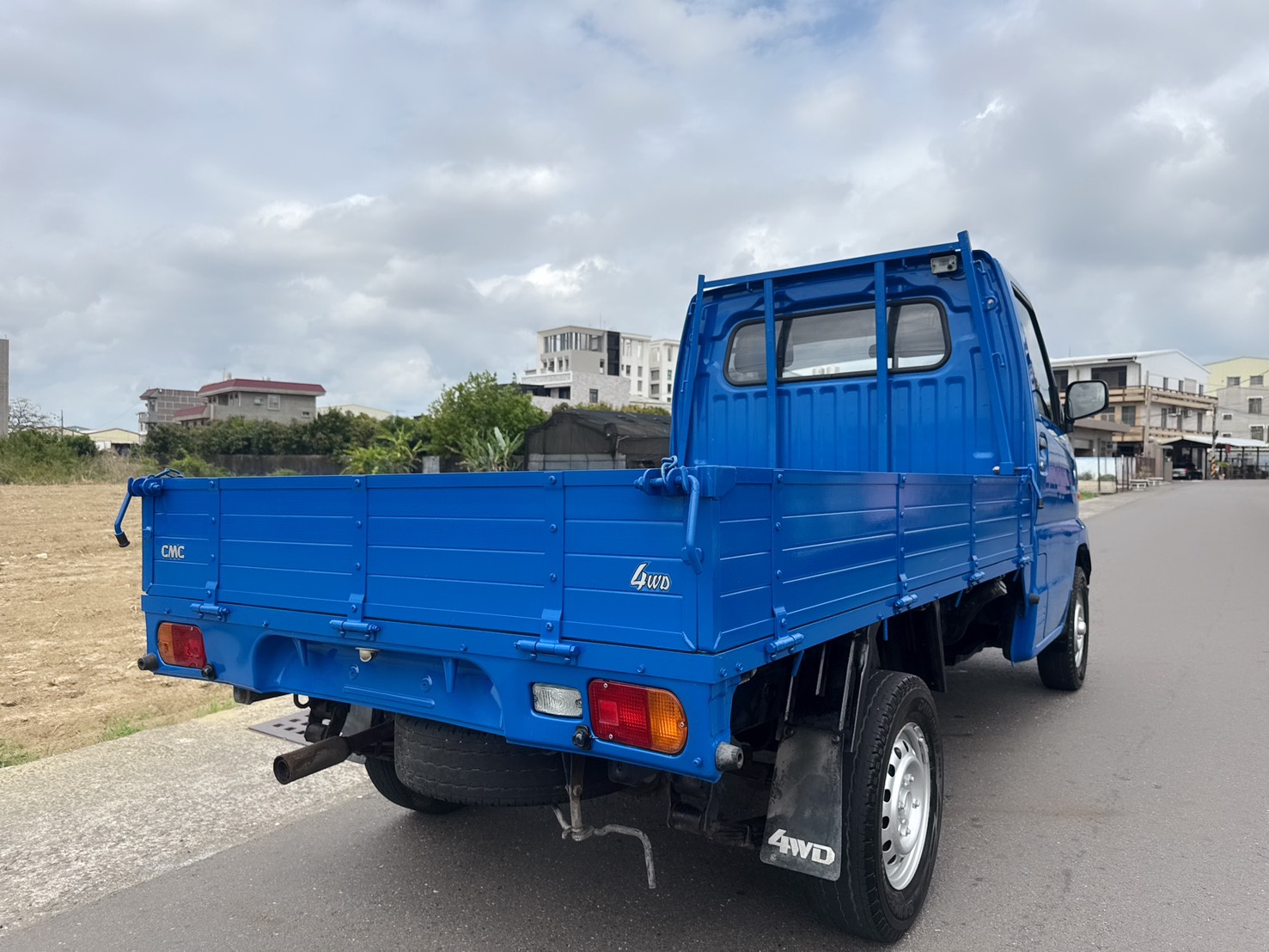2007年 中華 菱利貨車 1.2L  稀缺 四輪傳動+加力檔車型  超低里程~年均里程3600公里  山路+崎嶇路段 商用車首選  第4張相片