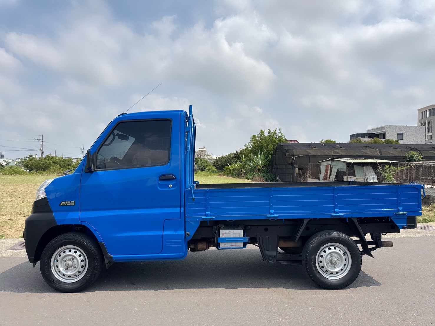 2018年 A190 菱利貨車 自排  1.5L 新引擎-2WD~框式木床『自排』好駕馭~工作開車輕鬆  載貨空間大,省油省稅金,輕商首選  第5張相片