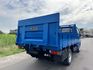 2017年 得利卡貨車 2.4L 豪華型  市場唯一獨賣兩噸半貨車  搭載升降尾門+全車車底板  超低里程~年均里程9500公里  有力耐操好操控~載貨空間大  初創老闆or企業增購~商用車首選  第4張縮圖