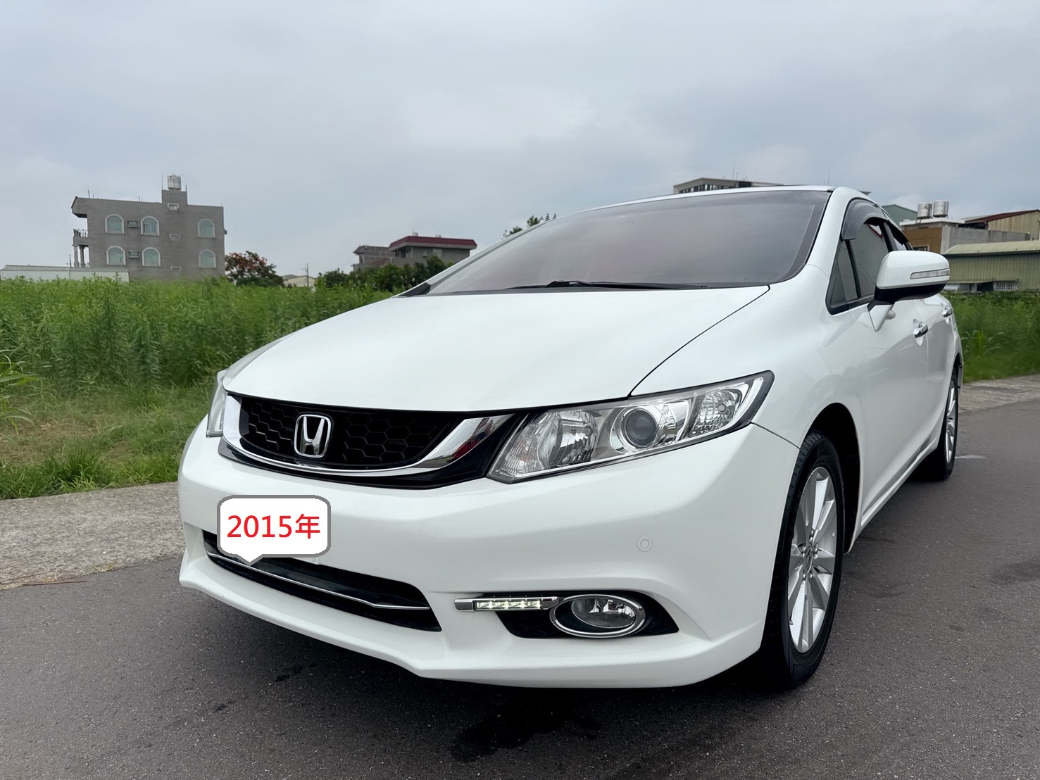 2015年 HONDA CIVIC K14  VTI-S版 頂級款 動力充足  超低里程~年均里程7200公里  配備齊全~省油省稅~環景系統  外型流線帥氣~代步通勤轎車首選  第1張相片