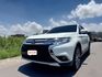 2016年 三菱 OUTLANDER 魅力型  超低里程~年均里程5800公里  里程保證~內外如新~稀有美車  CP值最高SUV休旅車~第一首選!  第1張縮圖