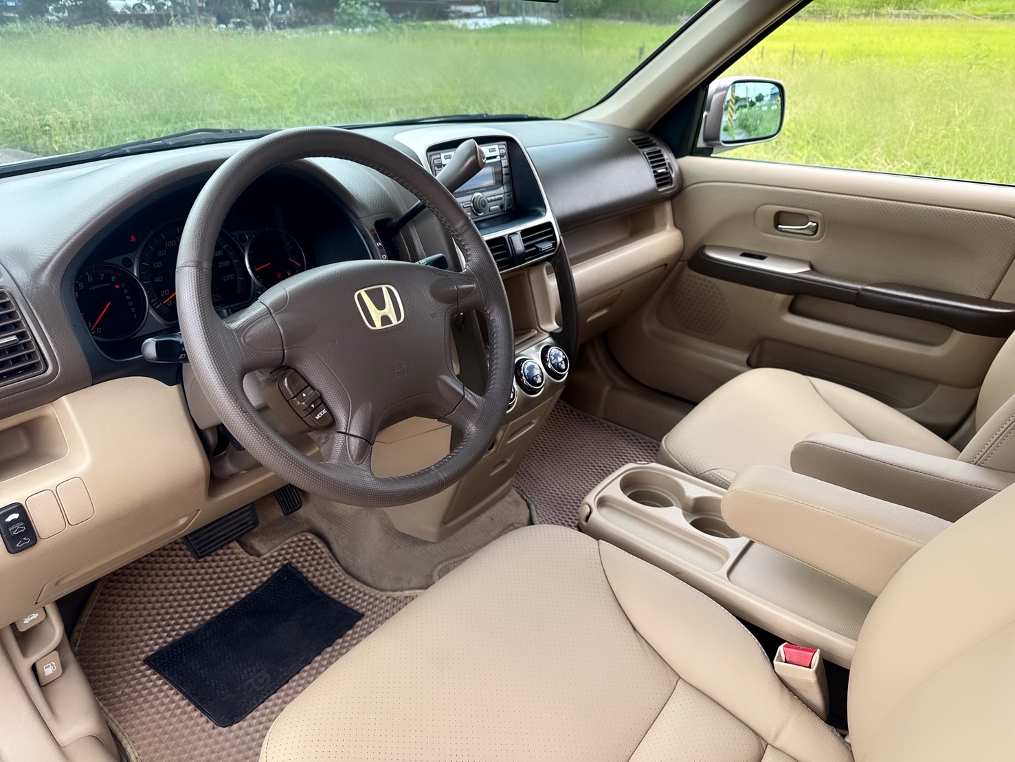 2005年 HONDA CR-V 2.0 L  經典車型~里程保證~妥善率高  一手車~車室空間大~內裝漂亮  代步/出遊/工作~平價休旅首選  第9張相片