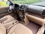 2005年 HONDA CR-V 2.0 L  經典車型~里程保證~妥善率高  一手車~車室空間大~內裝漂亮  代步/出遊/工作~平價休旅首選  第13張縮圖