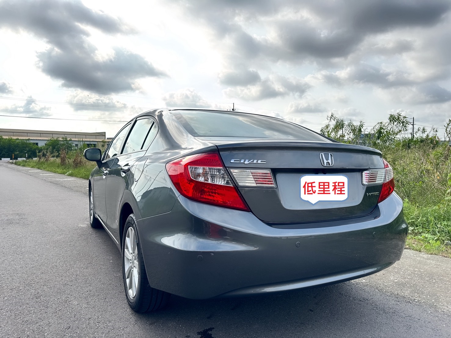 2012年 HONDA CIVIC K14  VTI-S版 頂級款 動力充足  低里程~年均里程9100公里  配備齊全~省油省稅~影音升級  外型流線帥氣~代步通勤轎車首選  第4張相片