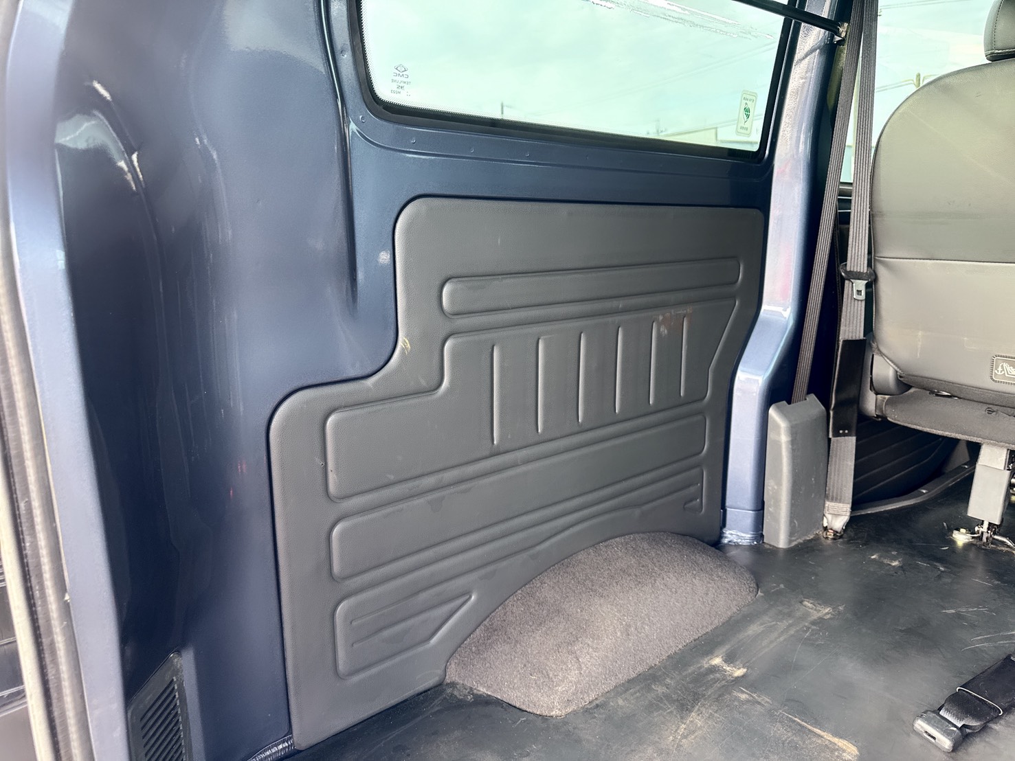 2022年 中華 A180 菱利廂車 1.5L  一手車~五速手排+五人座客貨車  原廠保養+原版件~盲點偵測系統  省油省稅大馬力商務用途第一首選  第19張相片