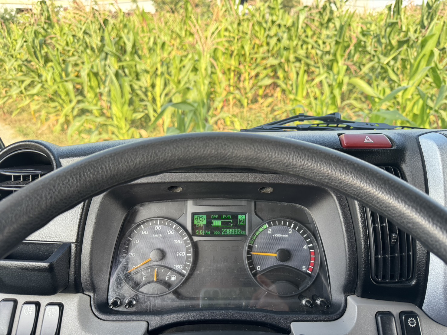 2018年 三菱 FUSO 堅達 貨車  超長軸14.5尺+總重升級『5噸』  搭載高頂塑鋁版廂+升降尾門  免加尿素~『自排』車型好駕馭  第8張相片