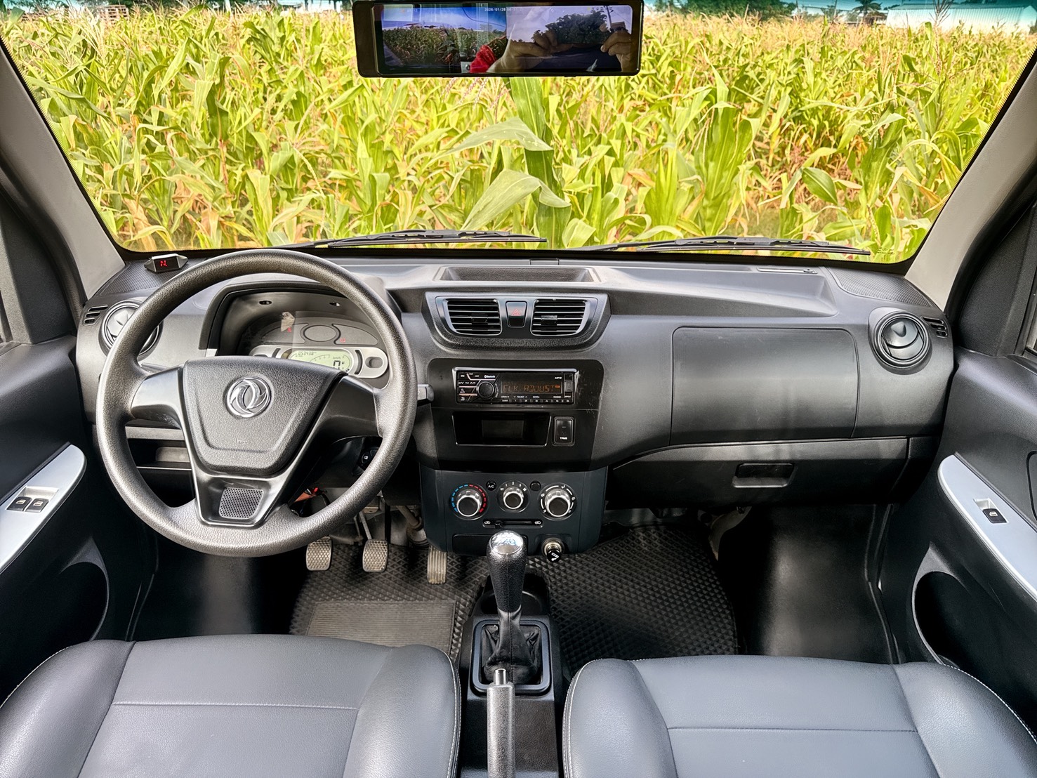 2021年 東風穩發 <雙廂> 貨車  安裝免踩離合器系統+超低里程  四人座~載人載貨一次完美搞定  經濟實用客商兩用貨車優質首選  第4張相片