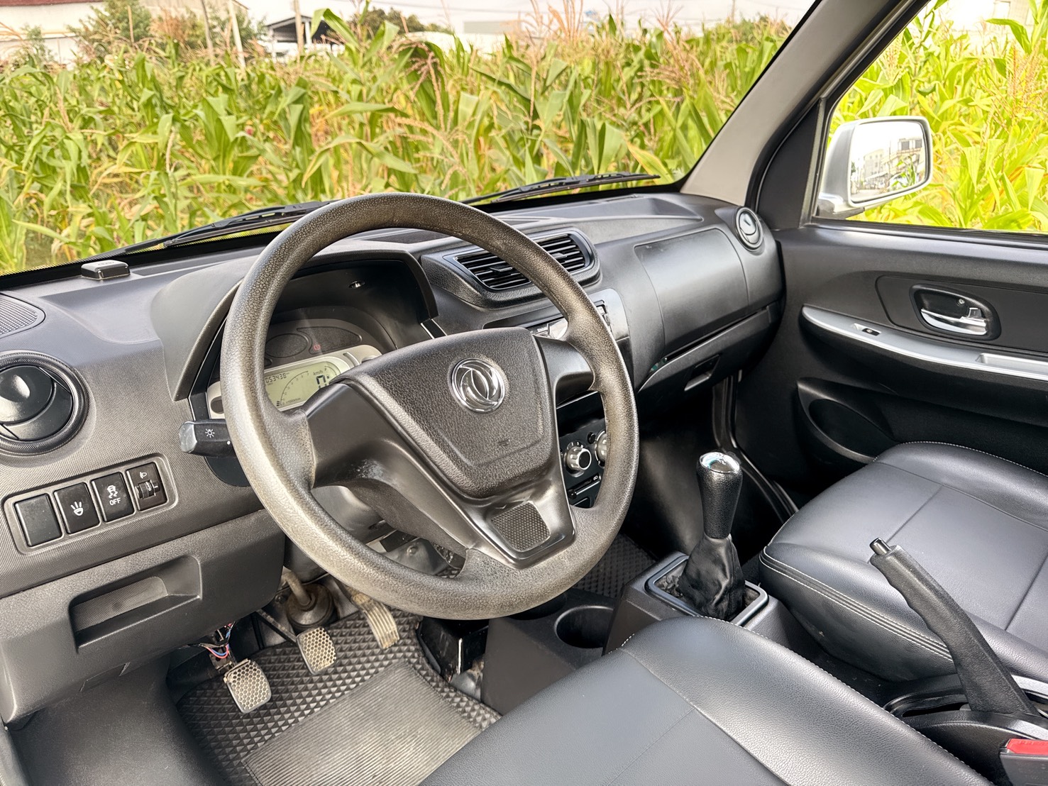 2021年 東風穩發 <雙廂> 貨車  安裝免踩離合器系統+超低里程  四人座~載人載貨一次完美搞定  經濟實用客商兩用貨車優質首選  第8張相片