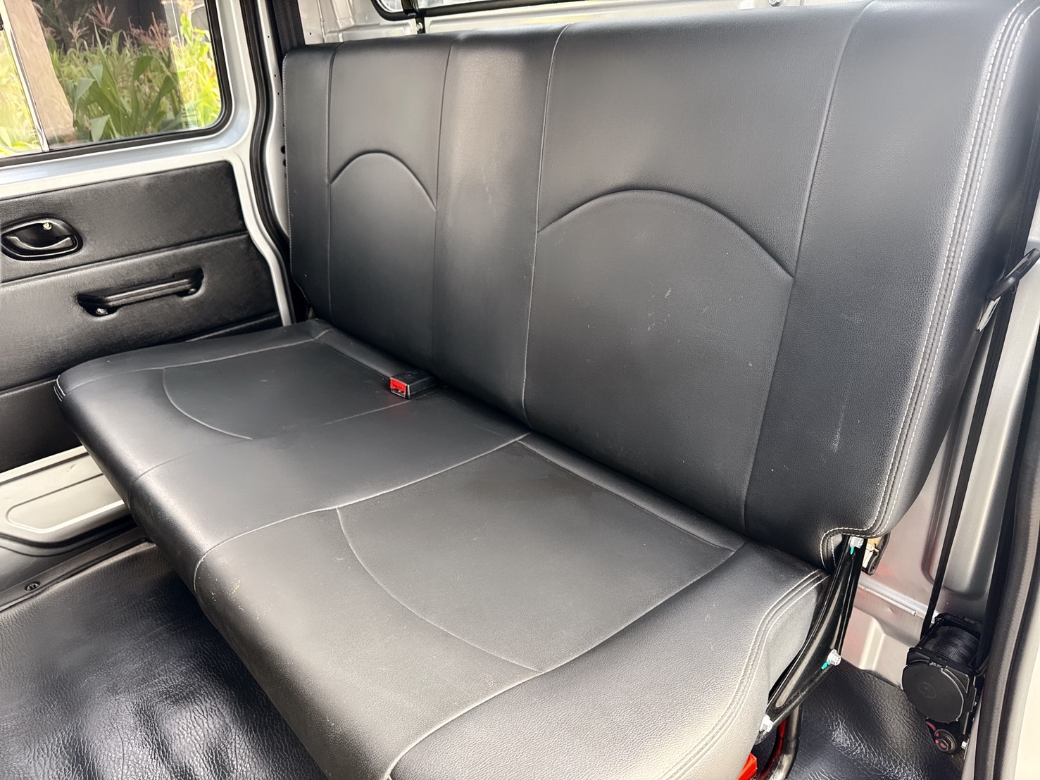 2021年 東風穩發 <雙廂> 貨車  安裝免踩離合器系統+超低里程  四人座~載人載貨一次完美搞定  經濟實用客商兩用貨車優質首選  第11張相片