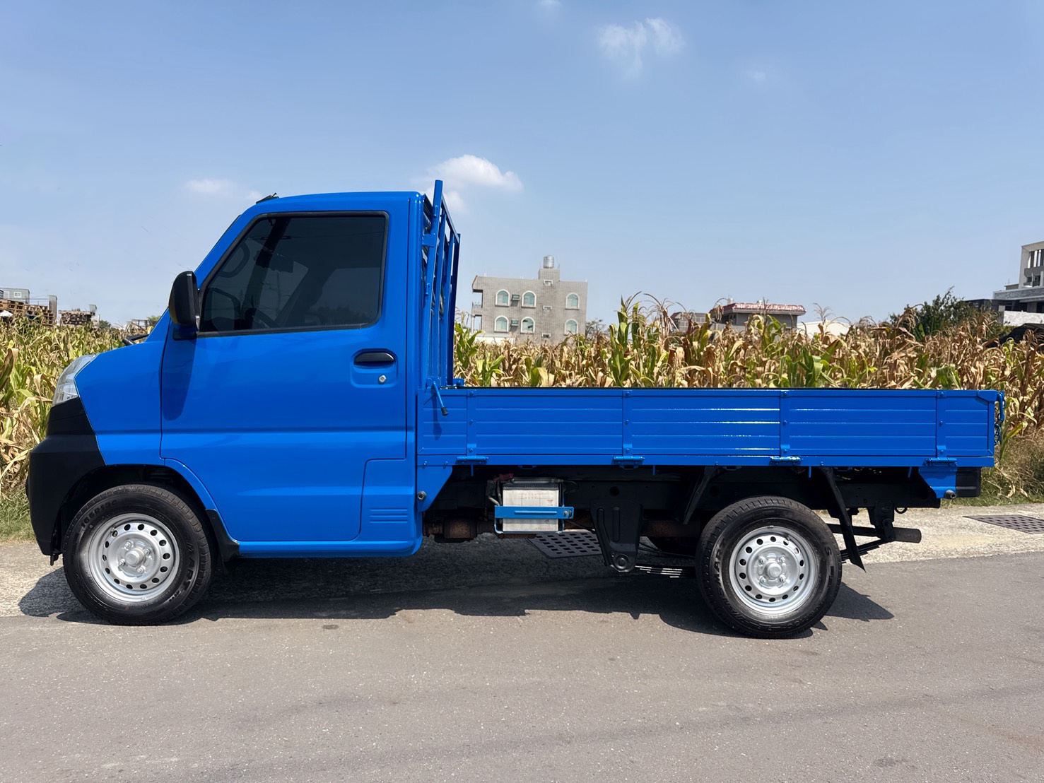 2023年中華A190貨車 1.5L 自排   頂級版~雙安全氣囊+盲區偵測  電動收折後視鏡+原廠定期保養  一手車~框式木床~,商用車首選  第5張相片