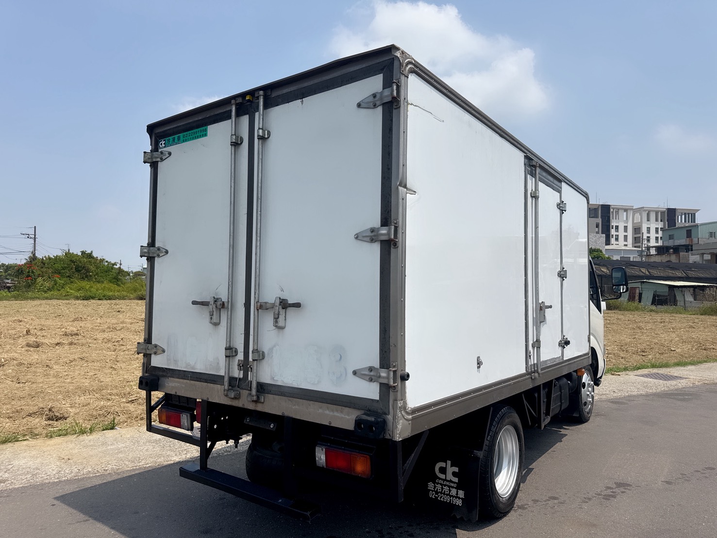 2019年 HINO 11.5尺 冷凍車  免使用尿素+已升級總重5噸  同級車中扭力最大~原廠保養  低里程~物流運輸業第一首選  第4張相片