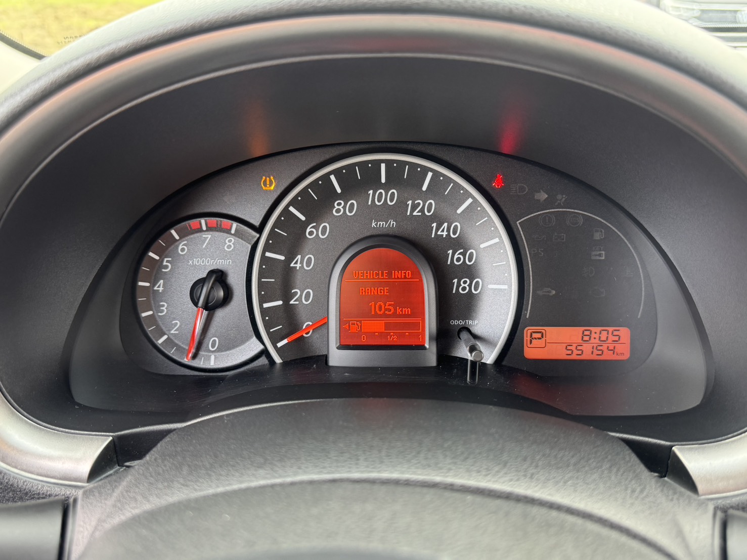 2018年 Nissan March 1.5 旗艦版  一手車 超低里程 年均約6900公里  頂級配備 同級車最小迴轉半徑4.5m  前衛可愛外觀兼具個性奇幻魅力小車  第6張相片