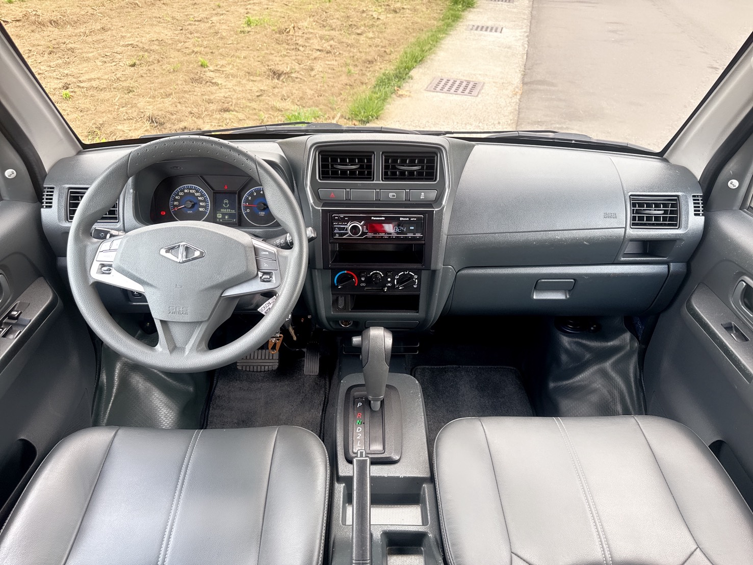 2021年 中華 A180 菱利廂型車  原廠保養+自排車型+盲點偵測  五人座 省油省稅 車室超大空間  車宿露營or商務創業首選廂型車  第5張相片