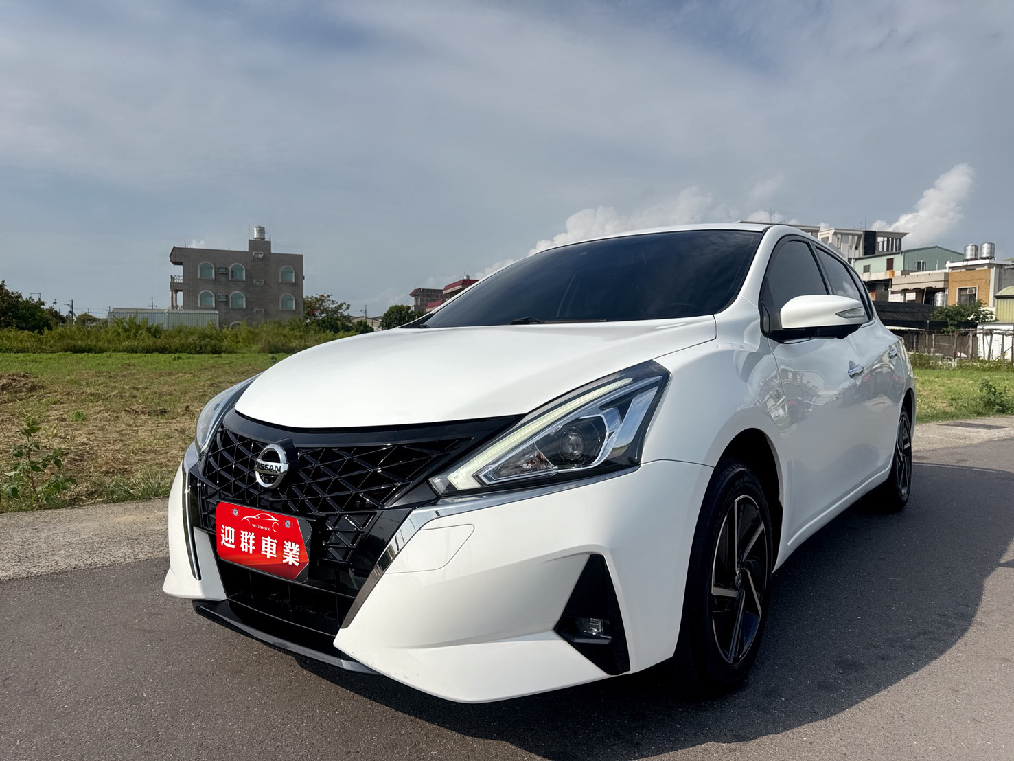 2021年 NISSAN TIIDA 頂級J版  全車原鈑件~一手車~原廠保養  超低里程~年平均里程5800公里  魔術超大空間+小巧市區好停車  第1張相片