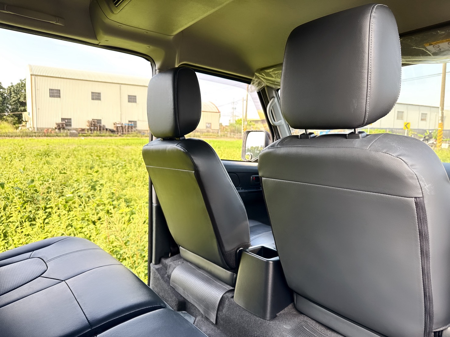 2022年 中華 A180 菱利廂型車  原廠保養+自排車型+盲點偵測  五人座 省油省稅 車室超大空間  車宿露營or商務創業首選廂型車  第17張相片