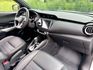 2020年 NISSAN KICKS 智行旗艦版  都市小休旅~靈活操控性~省油省稅  智行科技擁有完整頂級行車安全配備  年輕動感流線外觀+質感細膩內在美學  第14張縮圖