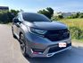 2019年 HONDA CR-V VTI-S版  搭載1.5L VTEC Turbo~省稅省油  高達23項的主被動安全輔助科技  全新風貌所勾勒的前衛流線身影  第2張縮圖