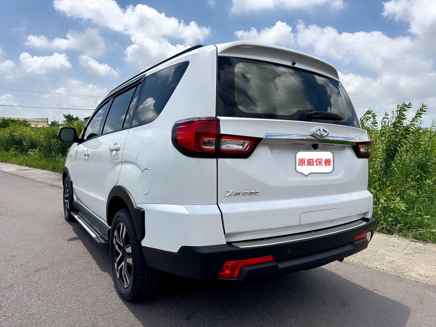 2024年 中華 NEW ZINGER 旗艦型  1.5T 新引擎+原廠保固中+原廠保養  「Level 2 」 ADAS 先進駕駛輔助系統  LKA車道置中輔助+10.25吋數位儀錶  全新外觀造型+內裝質感提升驚艷感受  第3張相片