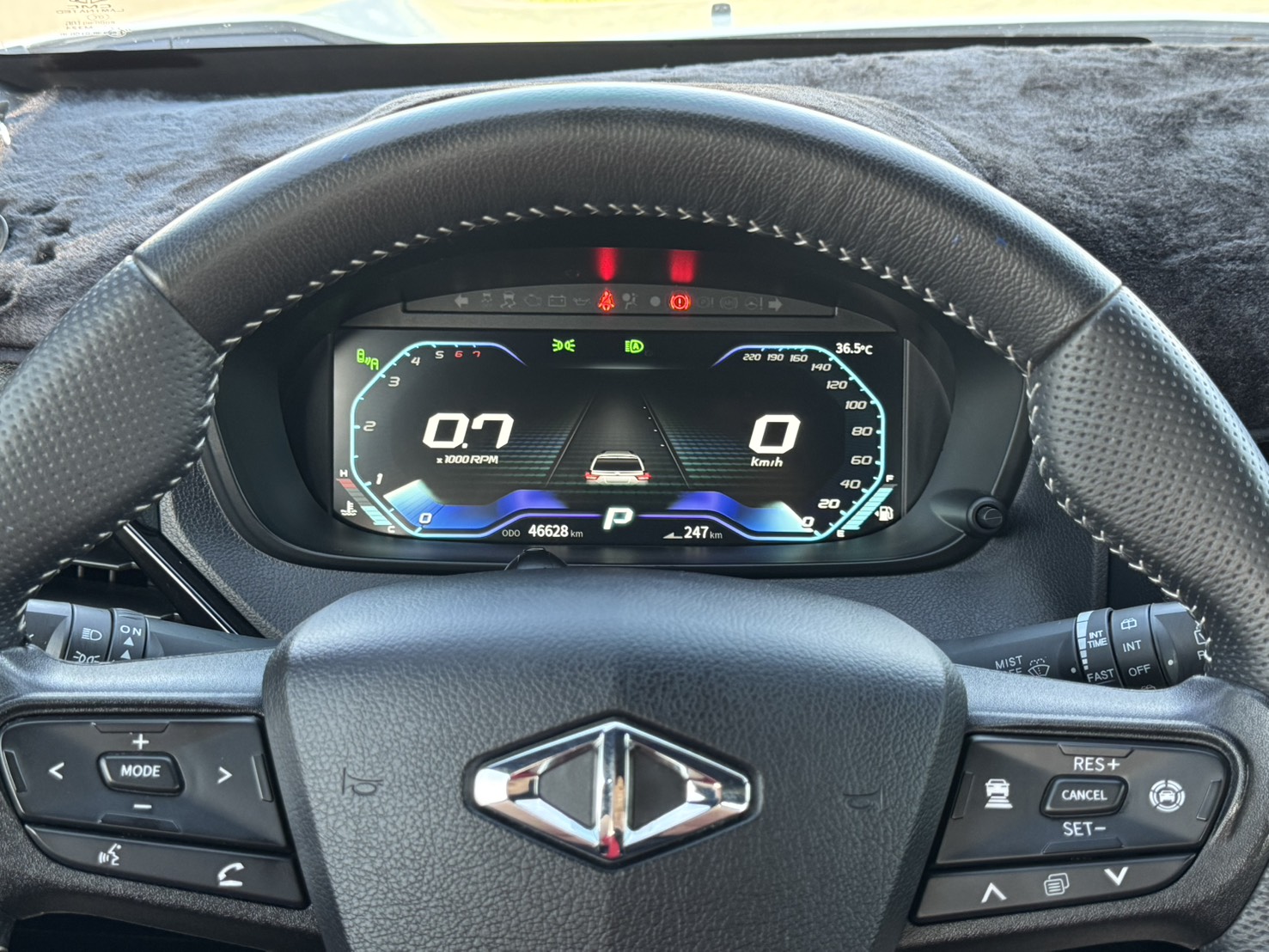 2024年 中華 NEW ZINGER 旗艦型  1.5T 新引擎+原廠保固中+原廠保養  「Level 2 」 ADAS 先進駕駛輔助系統  LKA車道置中輔助+10.25吋數位儀錶  全新外觀造型+內裝質感提升驚艷感受  第10張相片