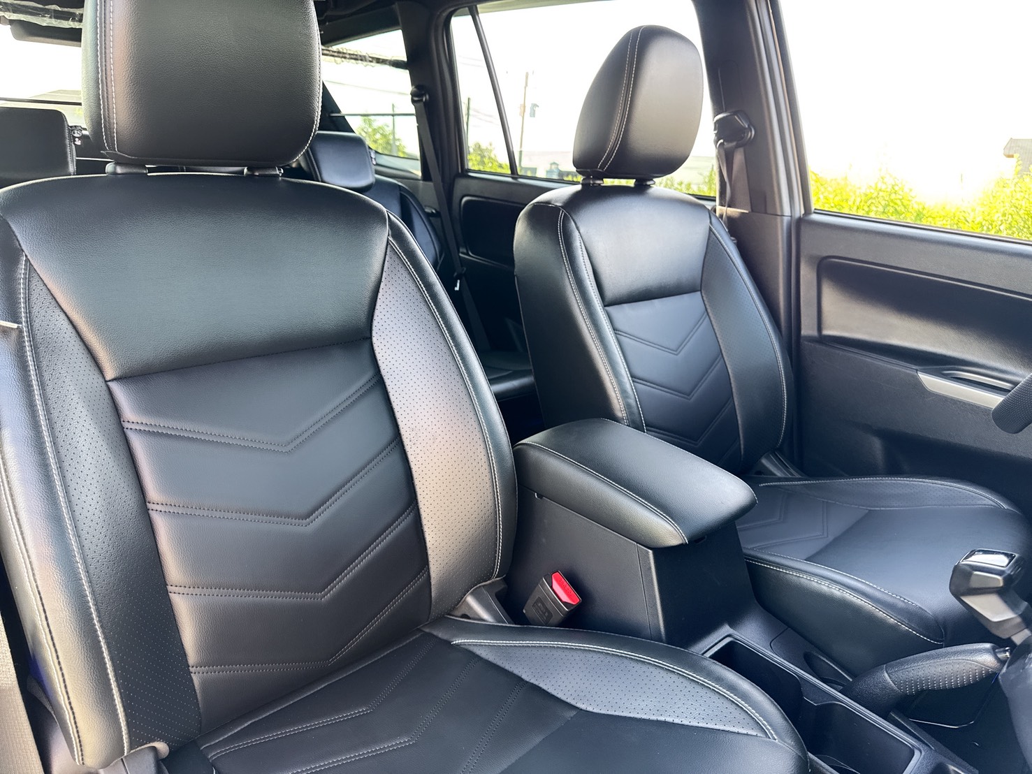 2024年 中華 NEW ZINGER 旗艦型  1.5T 新引擎+原廠保固中+原廠保養  「Level 2 」 ADAS 先進駕駛輔助系統  LKA車道置中輔助+10.25吋數位儀錶  全新外觀造型+內裝質感提升驚艷感受  第16張相片