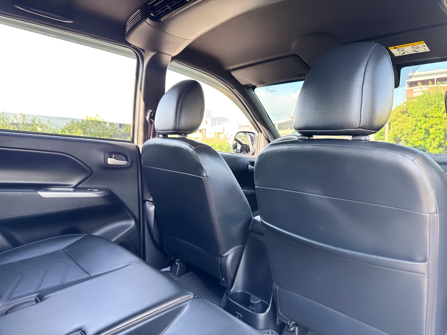 2024年 中華 NEW ZINGER 旗艦型  1.5T 新引擎+原廠保固中+原廠保養  「Level 2 」 ADAS 先進駕駛輔助系統  LKA車道置中輔助+10.25吋數位儀錶  全新外觀造型+內裝質感提升驚艷感受  第17張相片