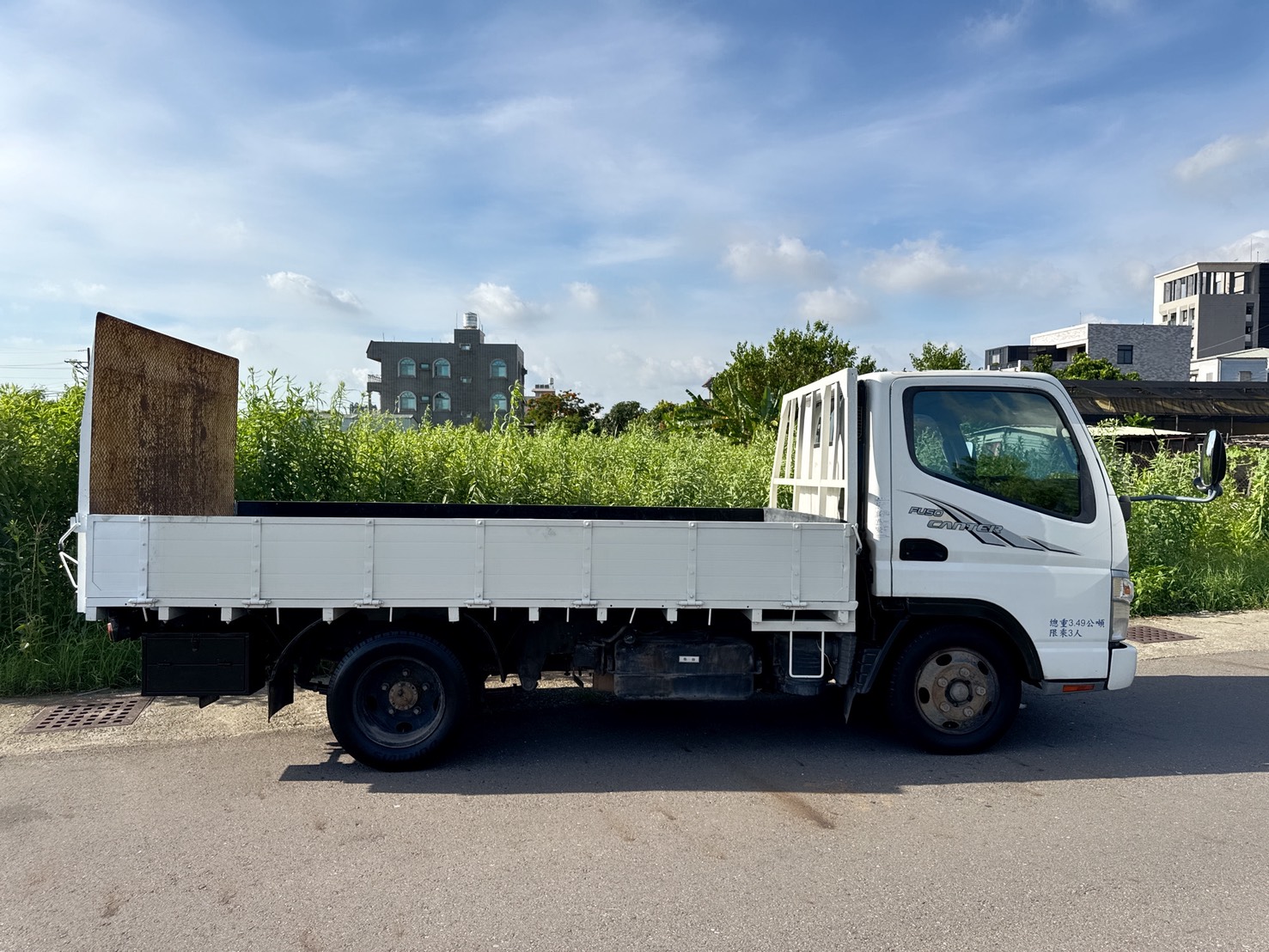 2012年 三菱 FUSO 堅達 11.5尺  市場稀缺<四期>貨車~妥善率高  搭載140cm(4尺半)尖型升降尾門  框式木床車型~三噸半貨車首選  第6張相片