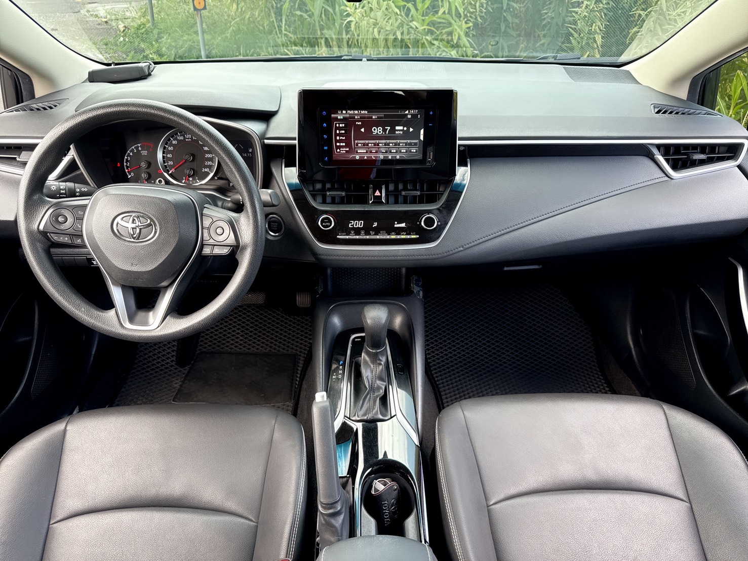 2019年 TOYOTA Corolla Altis尊爵版  全車原版件+行李廂空間達470公升  TNGA新世代造車工藝打造全新外型  全方位進化26項主動+被動安全科技  第5張相片