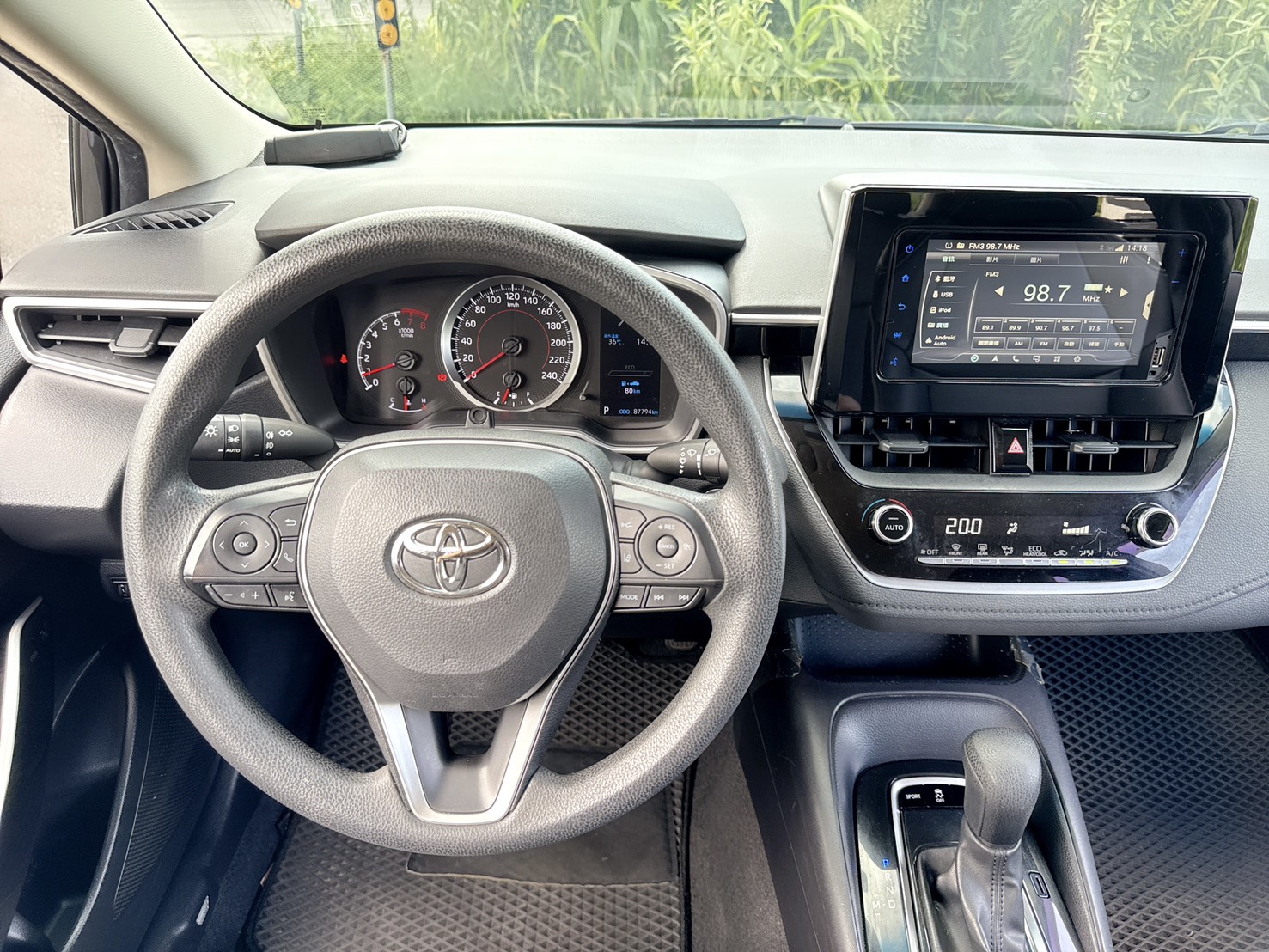 2019年 TOYOTA Corolla Altis尊爵版  全車原版件+行李廂空間達470公升  TNGA新世代造車工藝打造全新外型  全方位進化26項主動+被動安全科技  第8張相片