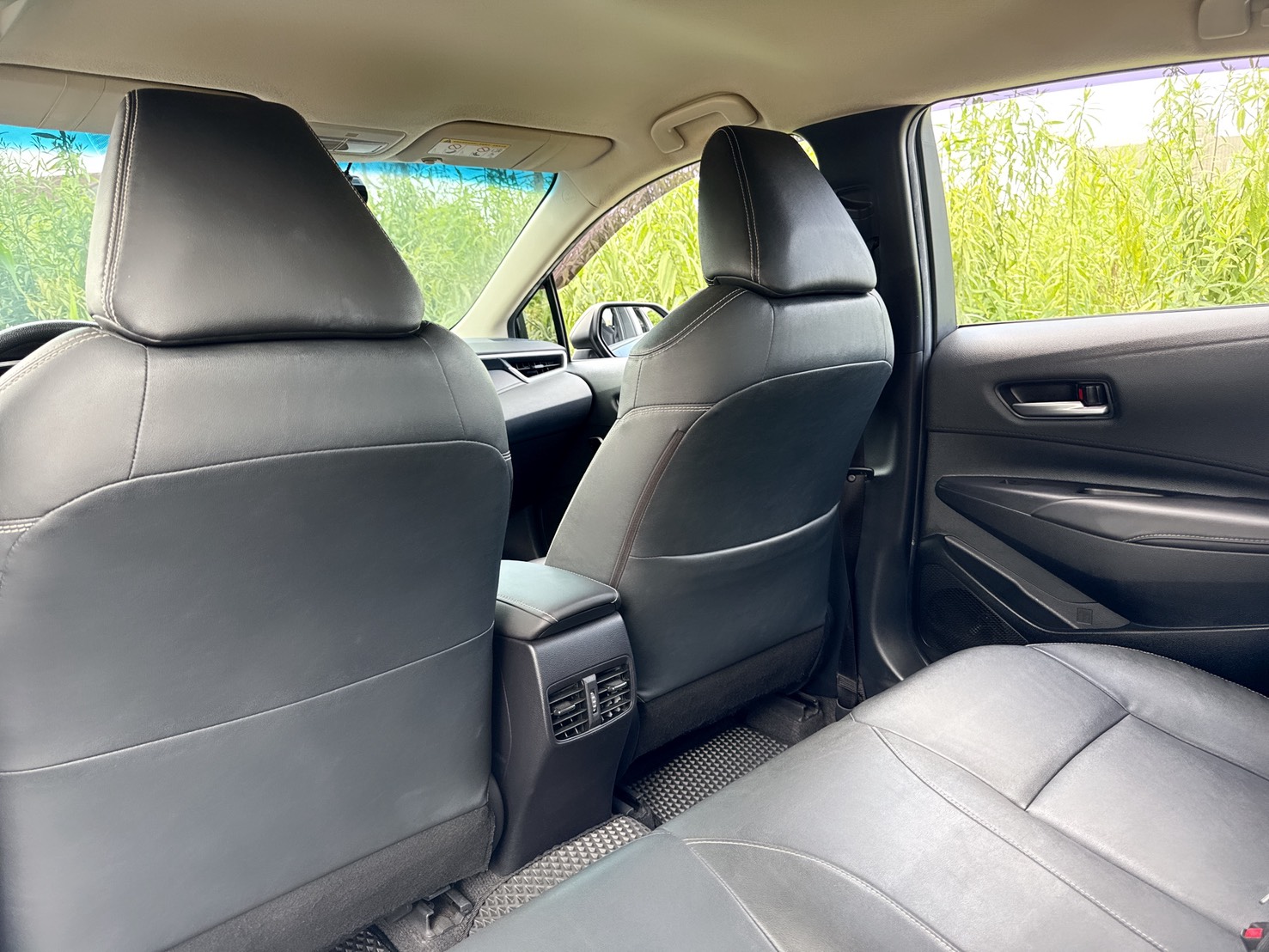 2019年 TOYOTA Corolla Altis尊爵版  全車原版件+行李廂空間達470公升  TNGA新世代造車工藝打造全新外型  全方位進化26項主動+被動安全科技  第14張相片