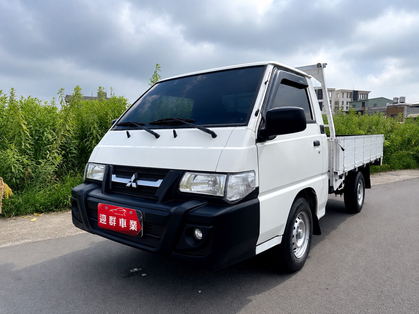 2014年 三菱 得利卡貨車 2.4L  寬木床車型+低里程+錏花板  有力+耐操+好保養 載貨空間大  第1張相片