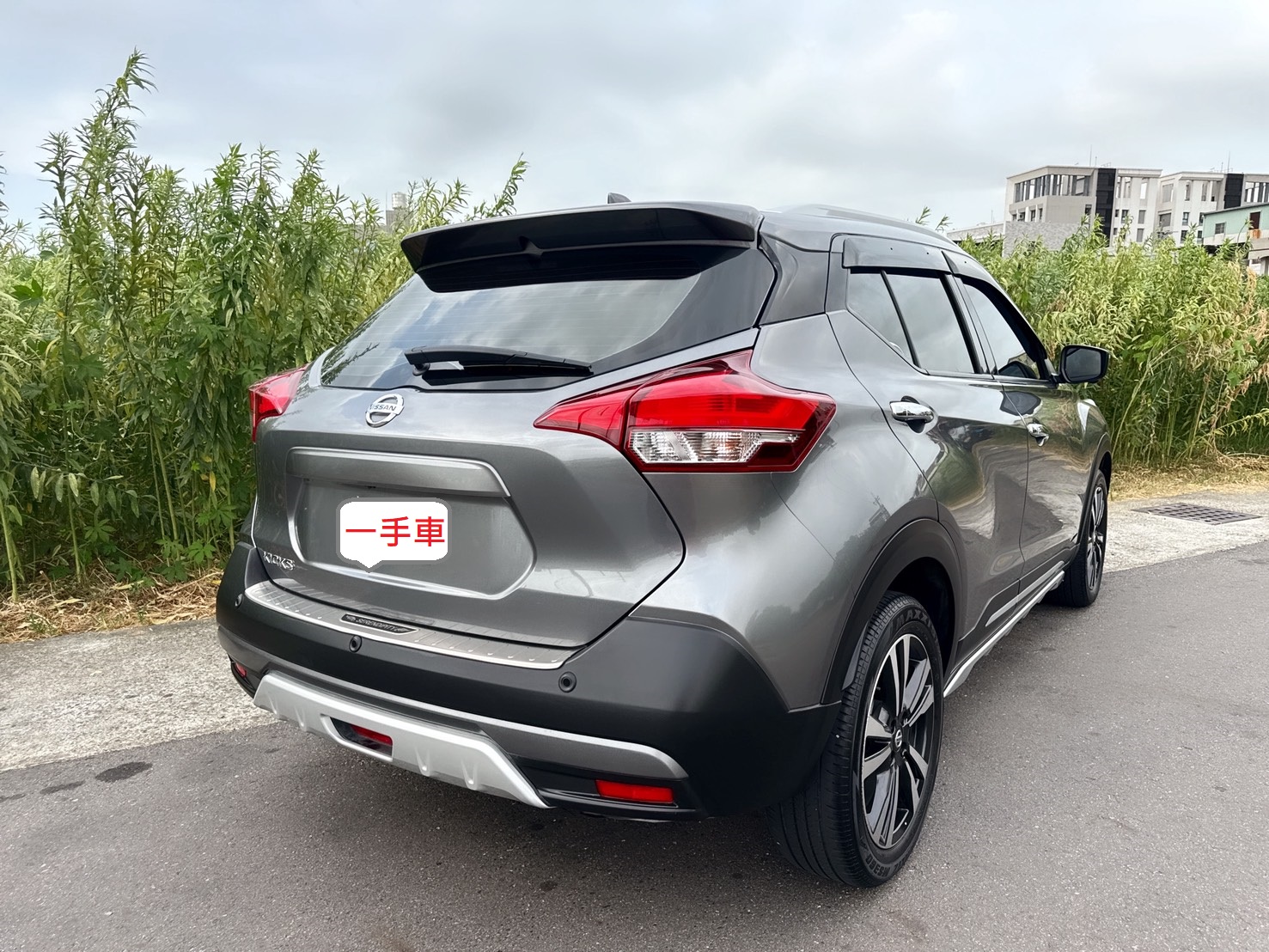 2020年 NISSAN KICKS 智行旗艦版  原廠保養+一手車+低里程+省油省稅  智行科技擁有完整頂級行車安全配備  年輕動感流線外觀+質感細膩內在美學  第4張相片