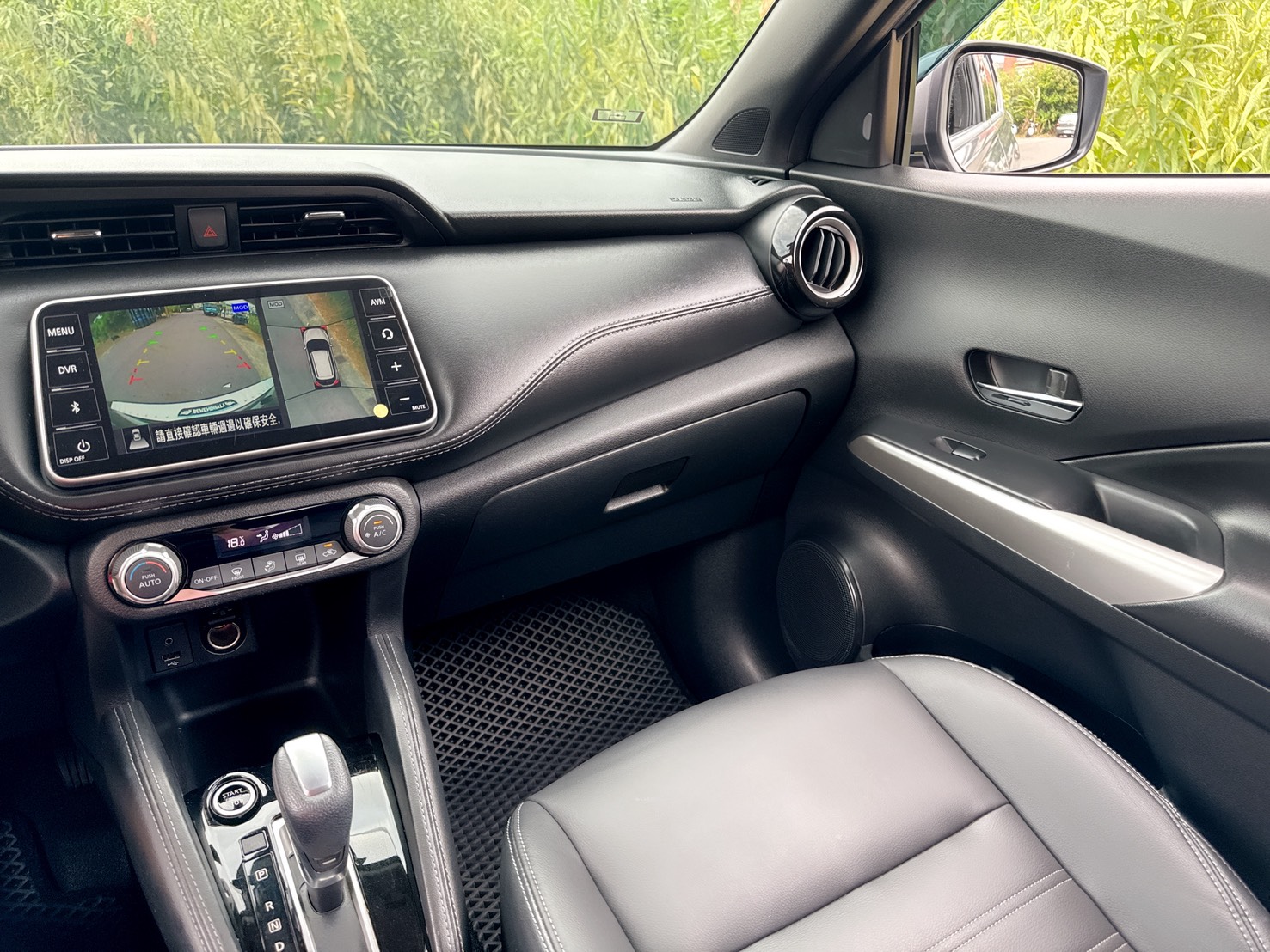 2020年 NISSAN KICKS 智行旗艦版  原廠保養+一手車+低里程+省油省稅  智行科技擁有完整頂級行車安全配備  年輕動感流線外觀+質感細膩內在美學  第8張相片