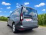2022年 Volkswagen Caddy Cargo  特制快拆式第三人座椅+超低里程  全程原廠保養~對開式尾門超便利  手排長軸車型~原廠保固中+一手車  最高載重為806kg+設置貨艙固定扣環  第3張縮圖