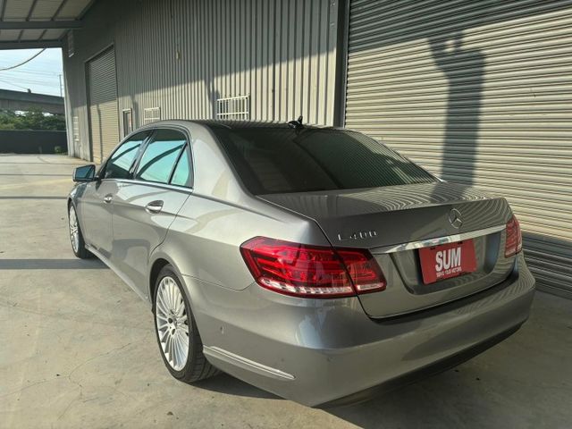 便宜賣 不用新車的2折賣你‼️  2013/14 #總代理 BENZ W212 E400 小改款 里程11萬公里 原鈑件  第4張相片