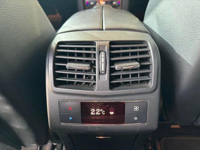 便宜賣 不用新車的2折賣你‼️  2013/14 #總代理 BENZ W212 E400 小改款 里程11萬公里 原鈑件  第17張相片