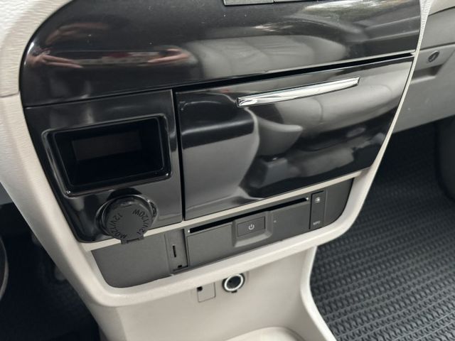 2011 TOYOTA SIENNA 3.5LE 八人座 里程13.9萬英里 原鈑件 認證車‼️  第16張相片