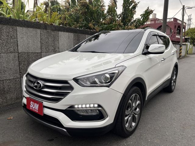 2017 現代 SANTA FE 2.2領袖版4WD 七人座 小改款 里程17.4萬公里 原鈑件 認證車‼️  第1張相片