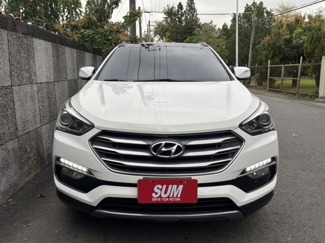 2017 現代 SANTA FE 2.2領袖版4WD 七人座 小改款 里程17.4萬公里 原鈑件 認證車‼️  第2張相片
