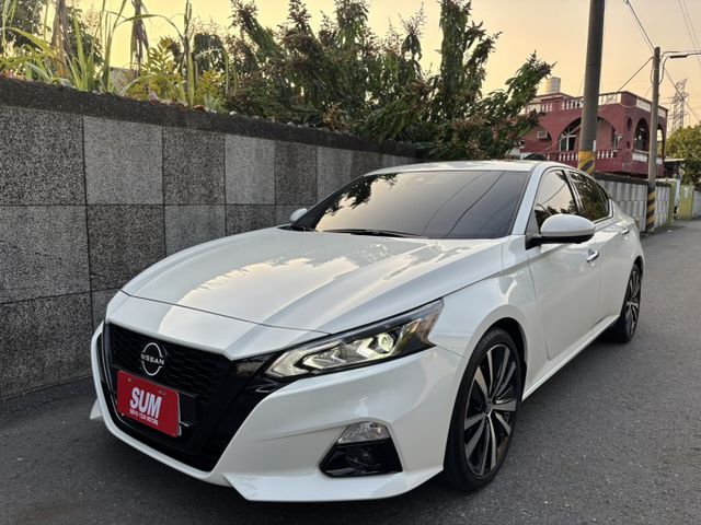 小改款全速域Lv.2  2022 NISSAN ALTIMA 2.0卓越旗艦版 僅跑3萬公里 原鈑件 原廠保養 新車保固  第1張相片