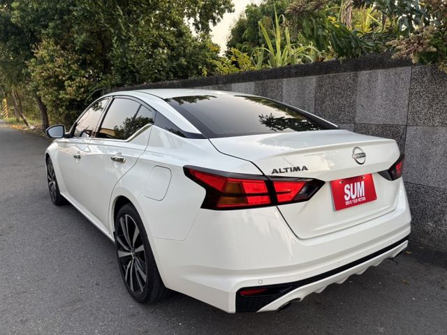 小改款全速域Lv.2  2022 NISSAN ALTIMA 2.0卓越旗艦版 僅跑3萬公里 原鈑件 原廠保養 新車保固  第4張相片