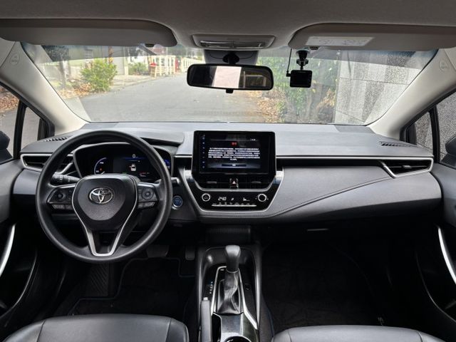 2022 TOYOTA ALTIS 油電尊爵版 里程4.3萬公里 原鈑件 新車保固中 認證車‼️  第12張相片