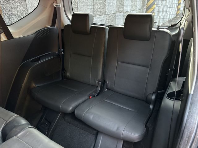 2016 TOYOTA SIENTA 7人座豪華版 里程15.5萬公里 可保固 認證車‼️  免鑰匙 摸門解鎖 原廠導航  第11張相片