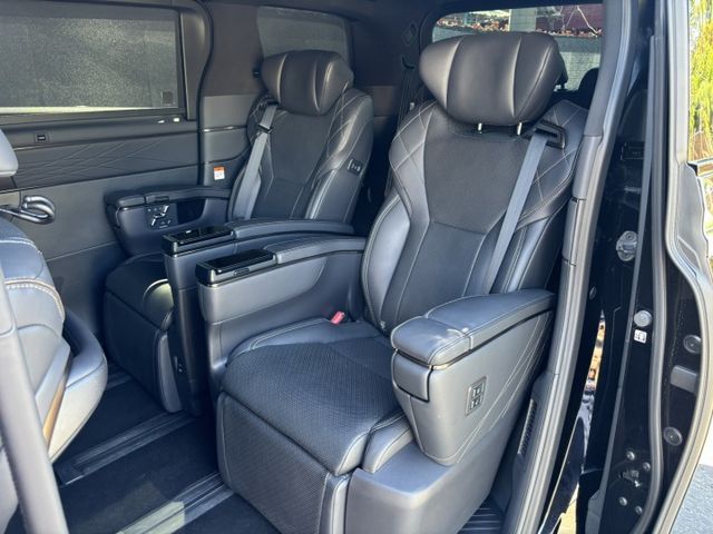 2023/24 TOYOTA ALPHARD 2.5油電 里程4.1萬公里 原鈑件 原廠保養 可認證 新車保固中‼️  第9張相片